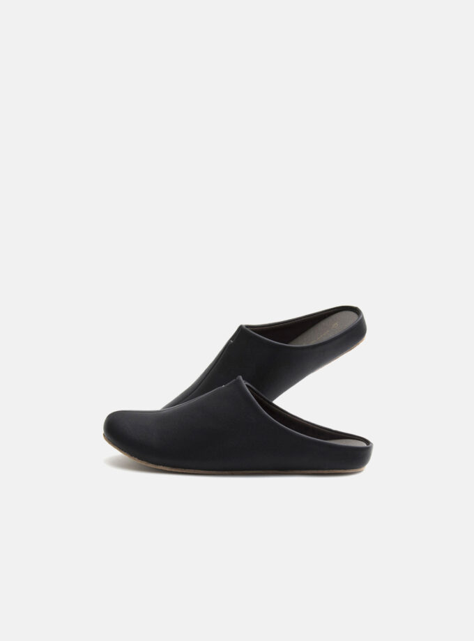 Leather Room Slipper – Black