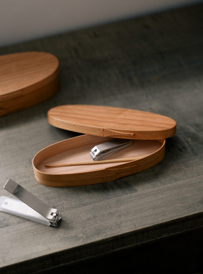 Oval Case S / M – Cherry