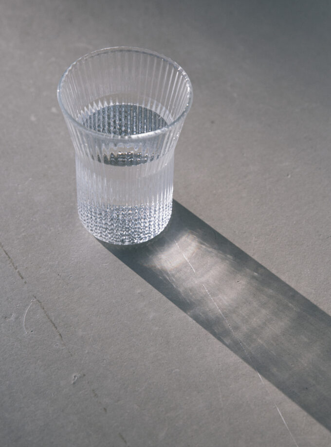 Y Glass