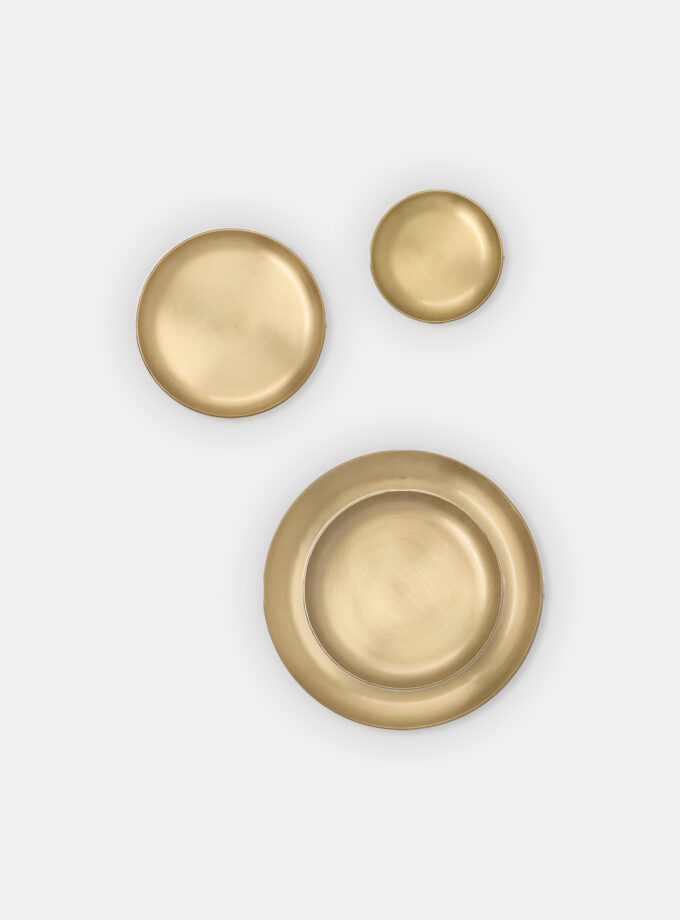 Brass Plate Round